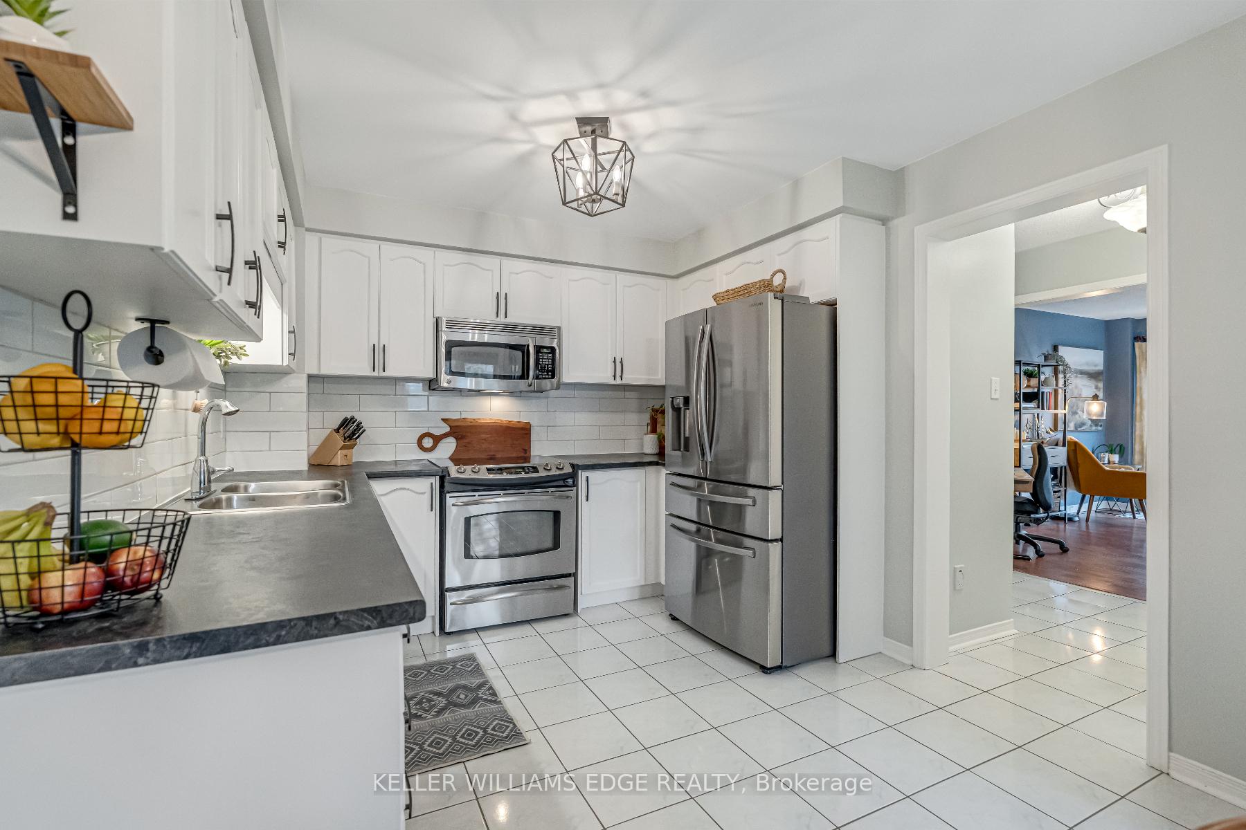 Photo 39 of 63 Harnesworth Crescent, Hamilton, Waterdown — HOMEH