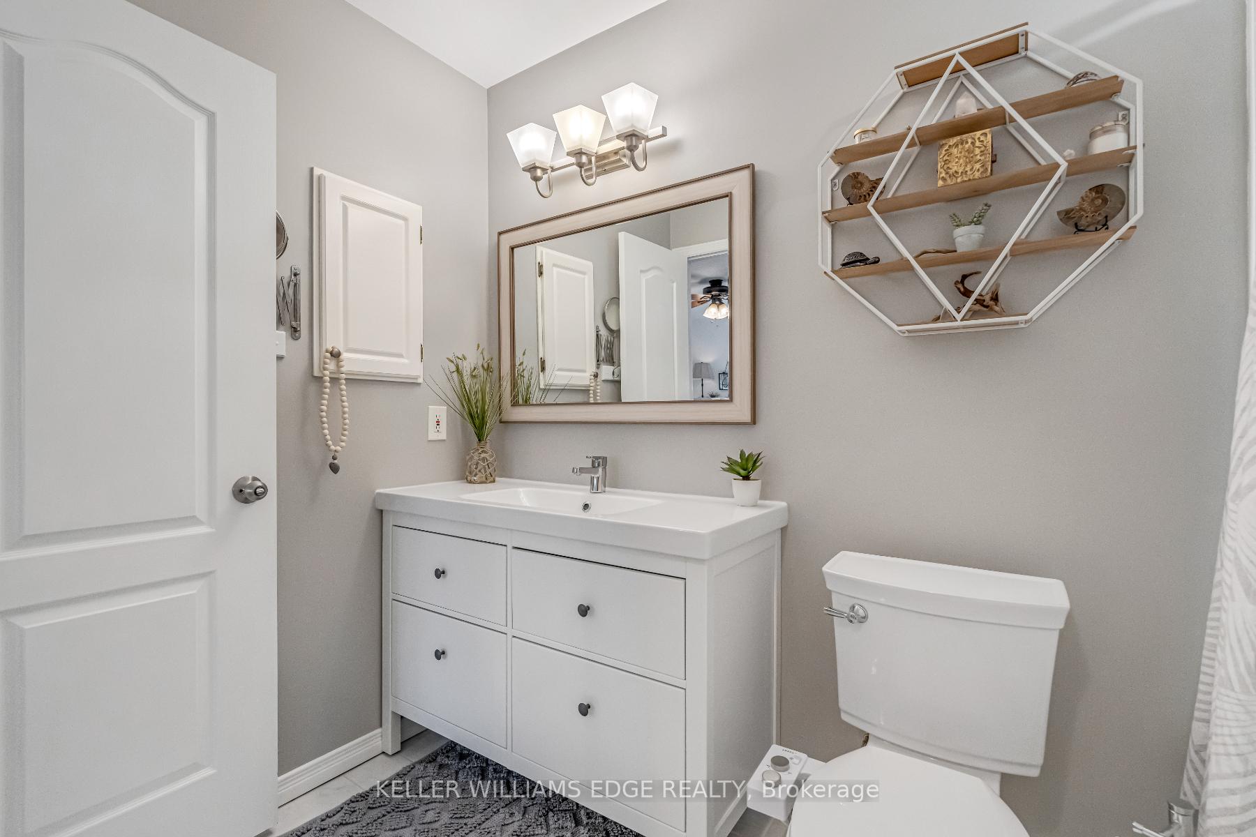Photo 113 of 63 Harnesworth Crescent, Hamilton, Waterdown — HOMEH