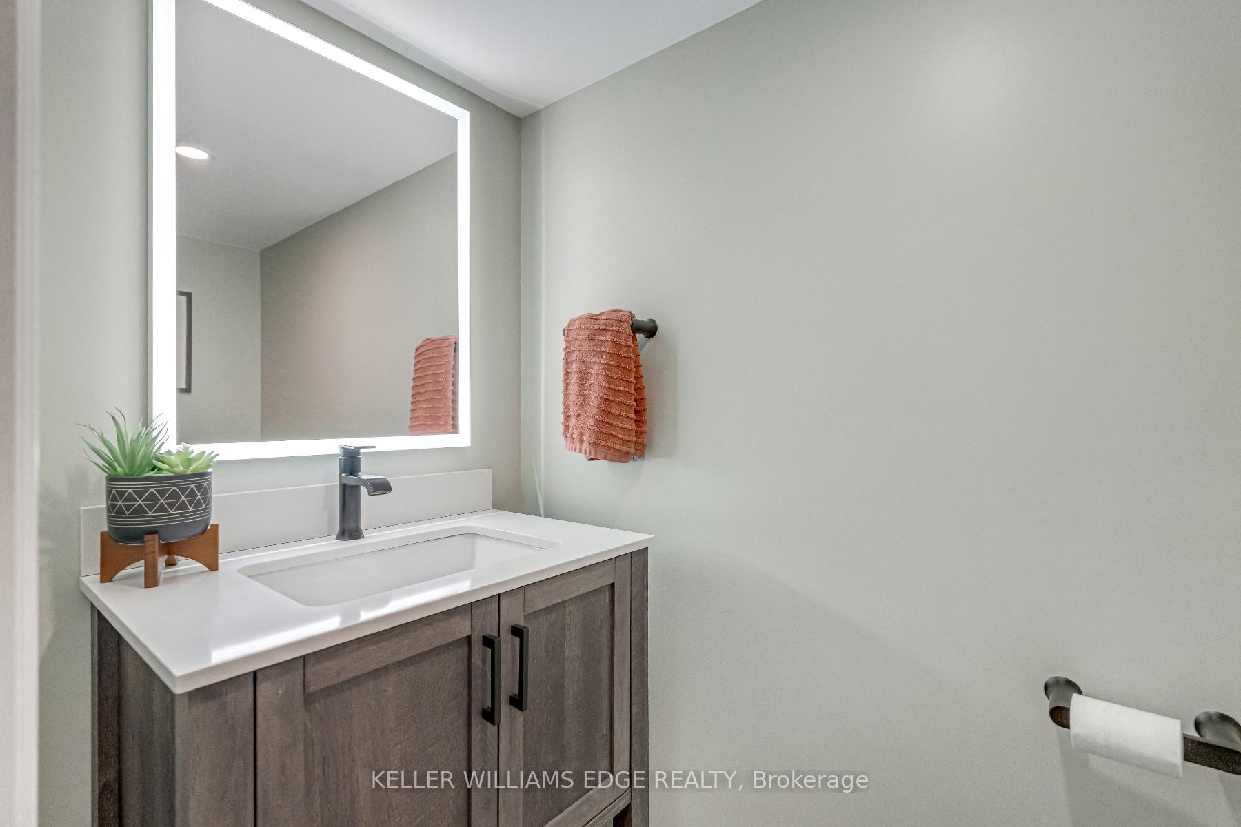 Photo 125 of 63 Harnesworth Crescent, Hamilton, Waterdown — HOMEH
