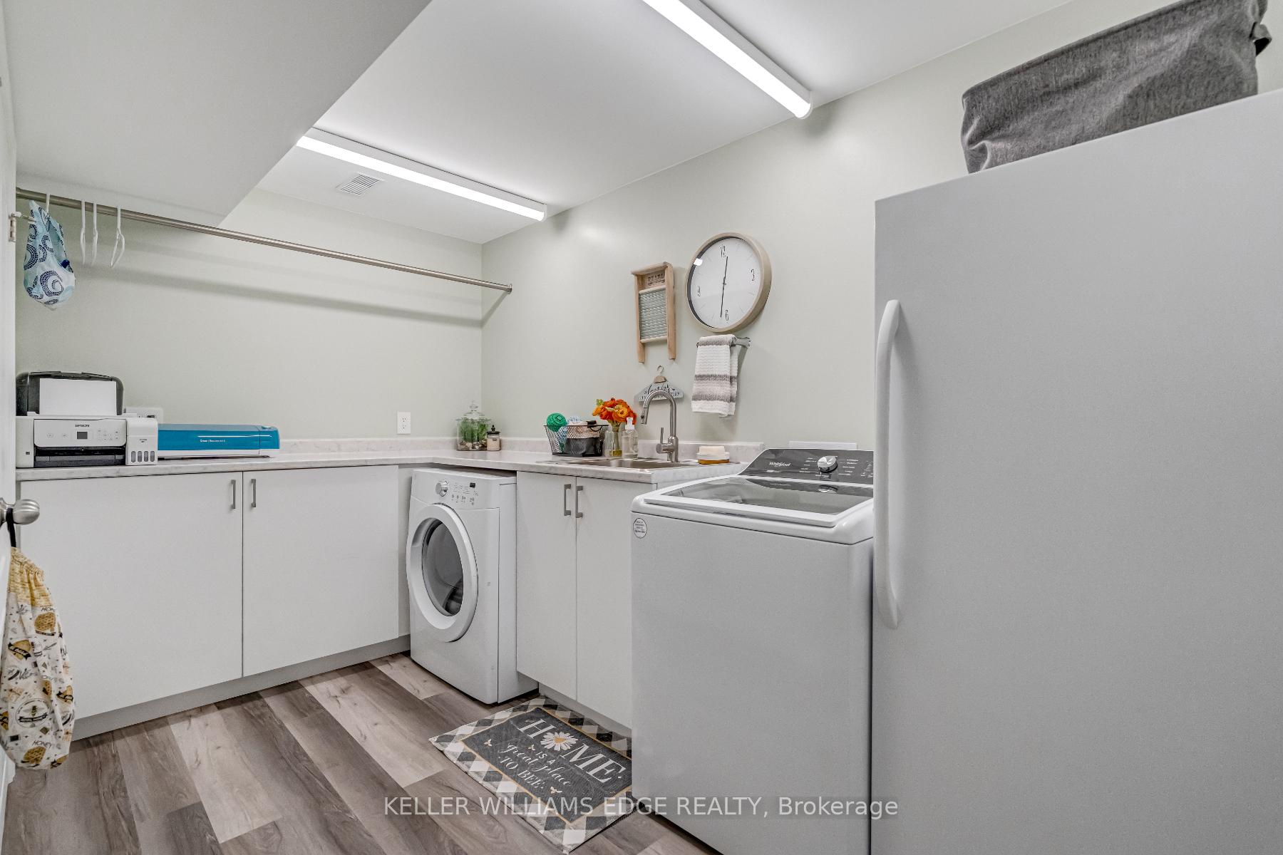 Photo 126 of 63 Harnesworth Crescent, Hamilton, Waterdown — HOMEH