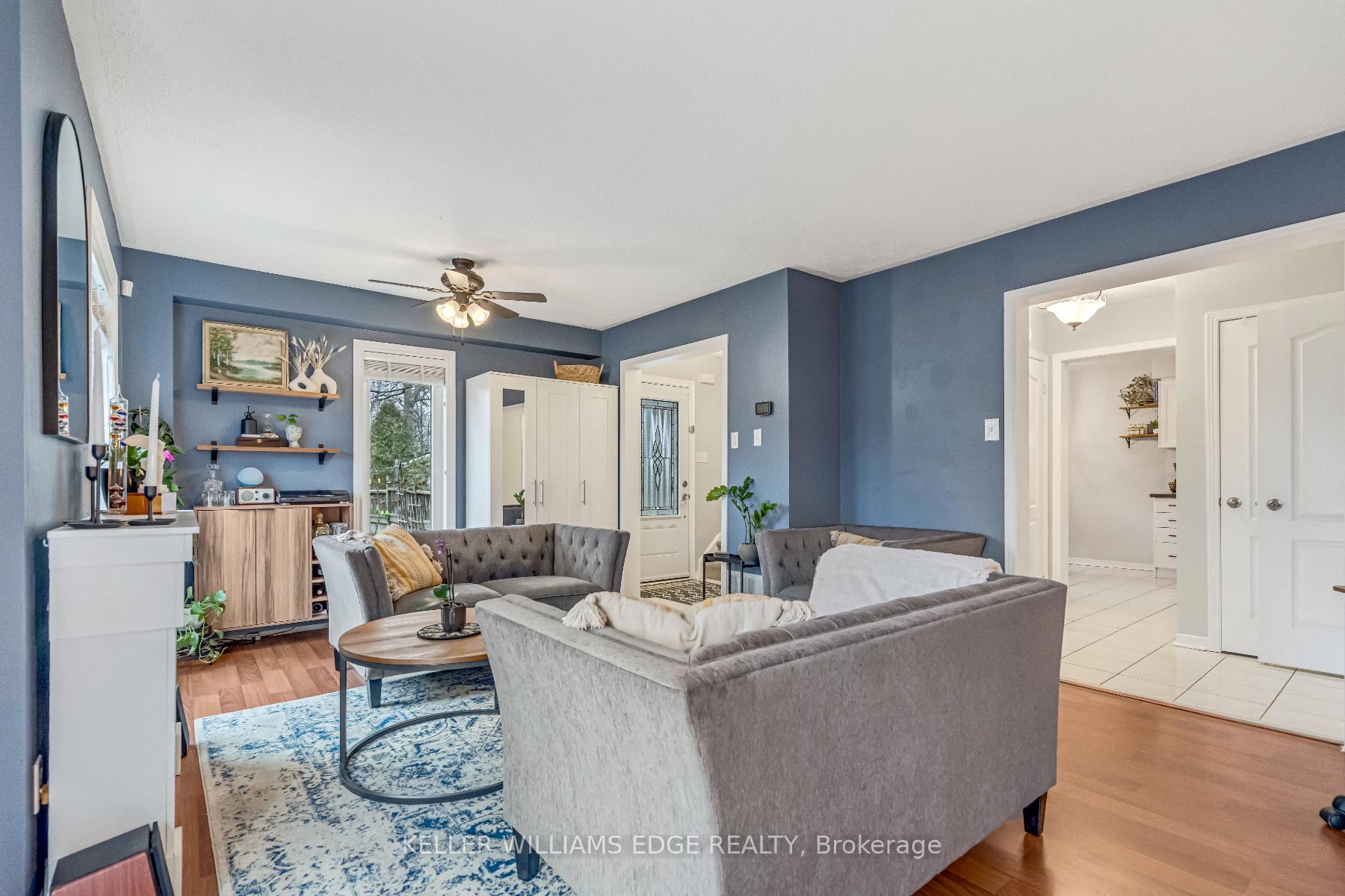 Photo 12 of 63 Harnesworth Crescent, Hamilton, Waterdown — HOMEH
