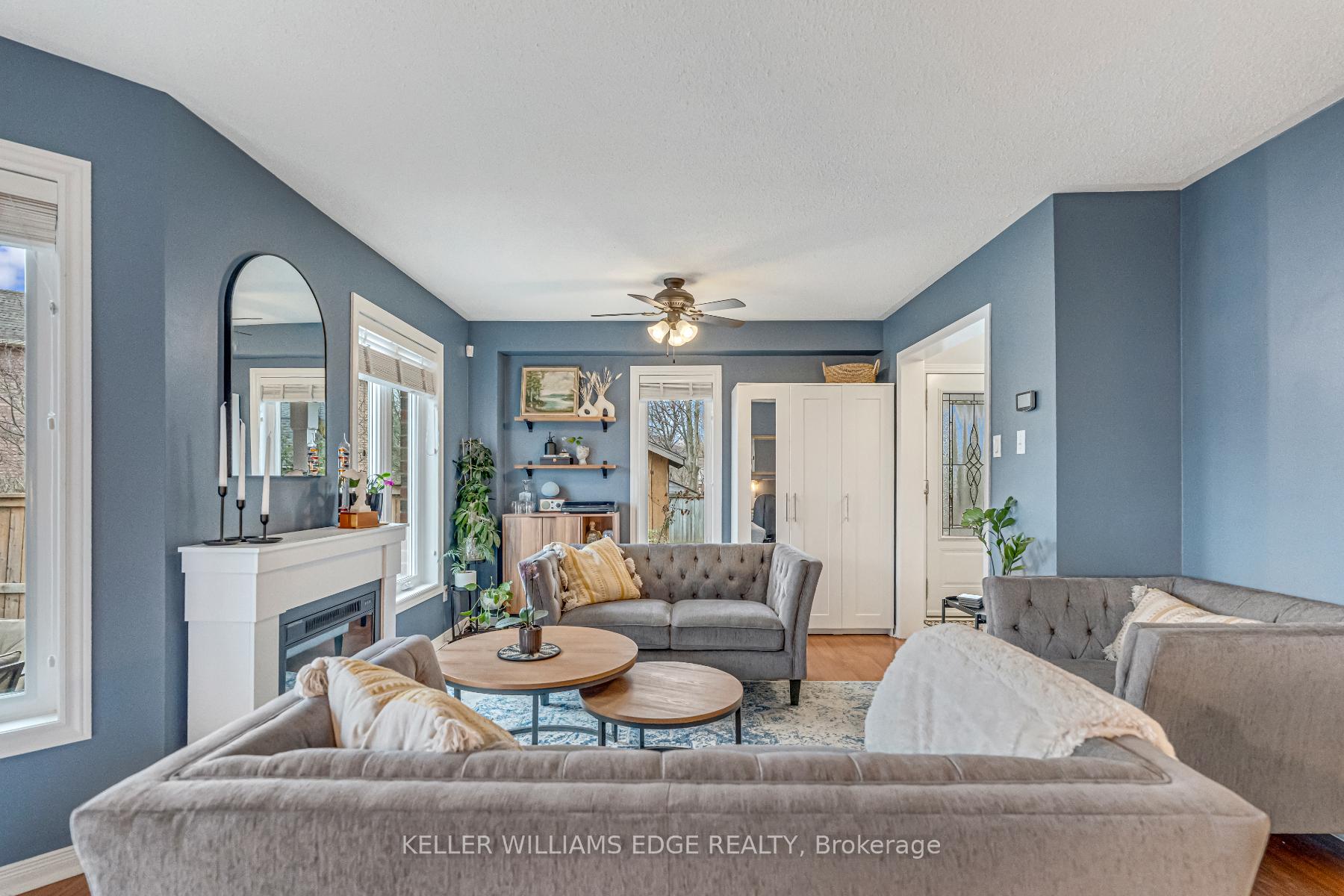 Photo 13 of 63 Harnesworth Crescent, Hamilton, Waterdown — HOMEH