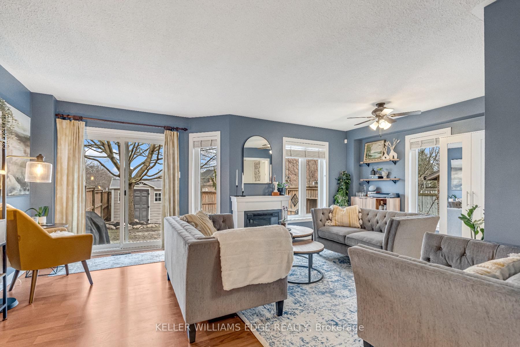 Photo 14 of 63 Harnesworth Crescent, Hamilton, Waterdown — HOMEH