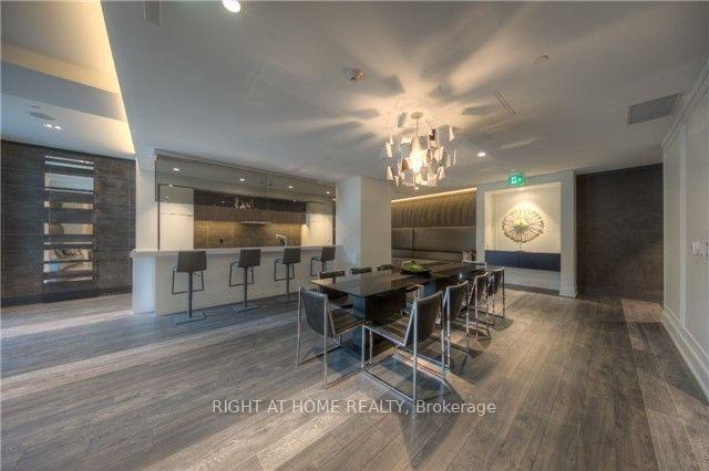 Photo 13 of Unit 715, 6 Parkwood Avenue, Toronto, Forest Hill South — HOMEH