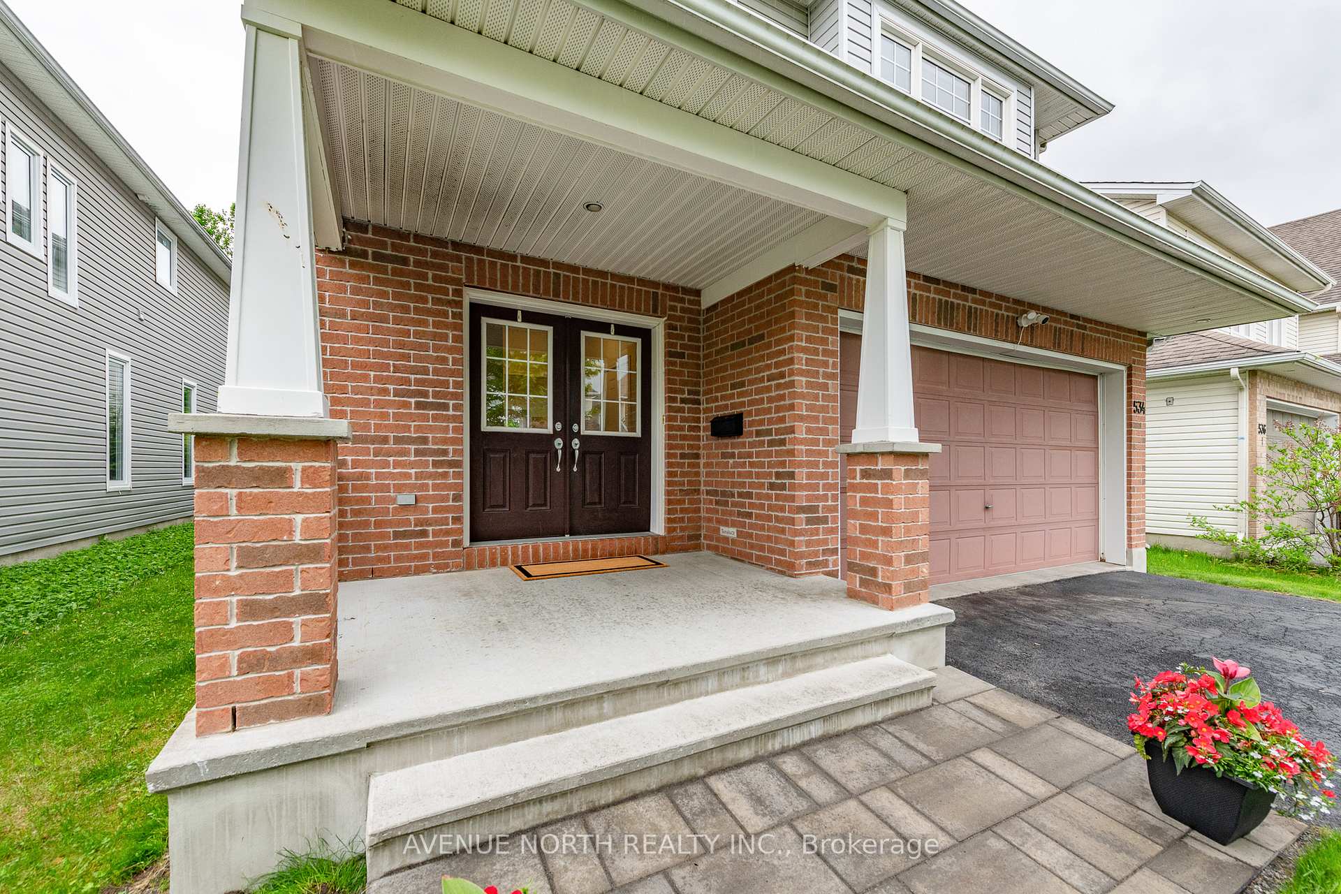 Photo 3 of 534 Golden Sedge Way, Ottawa, Blossom Park/Kemp Park/Findlay Creek — HOMEH