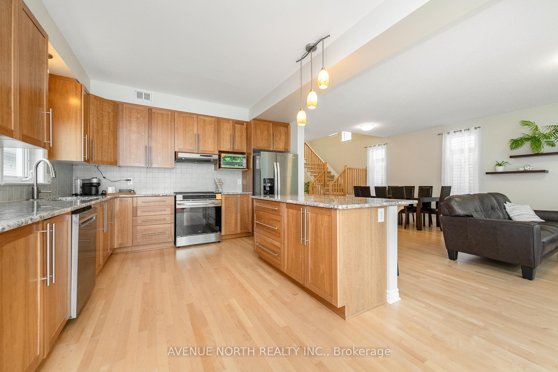 Photo 12 of 534 Golden Sedge Way, Ottawa, Blossom Park/Kemp Park/Findlay Creek — HOMEH
