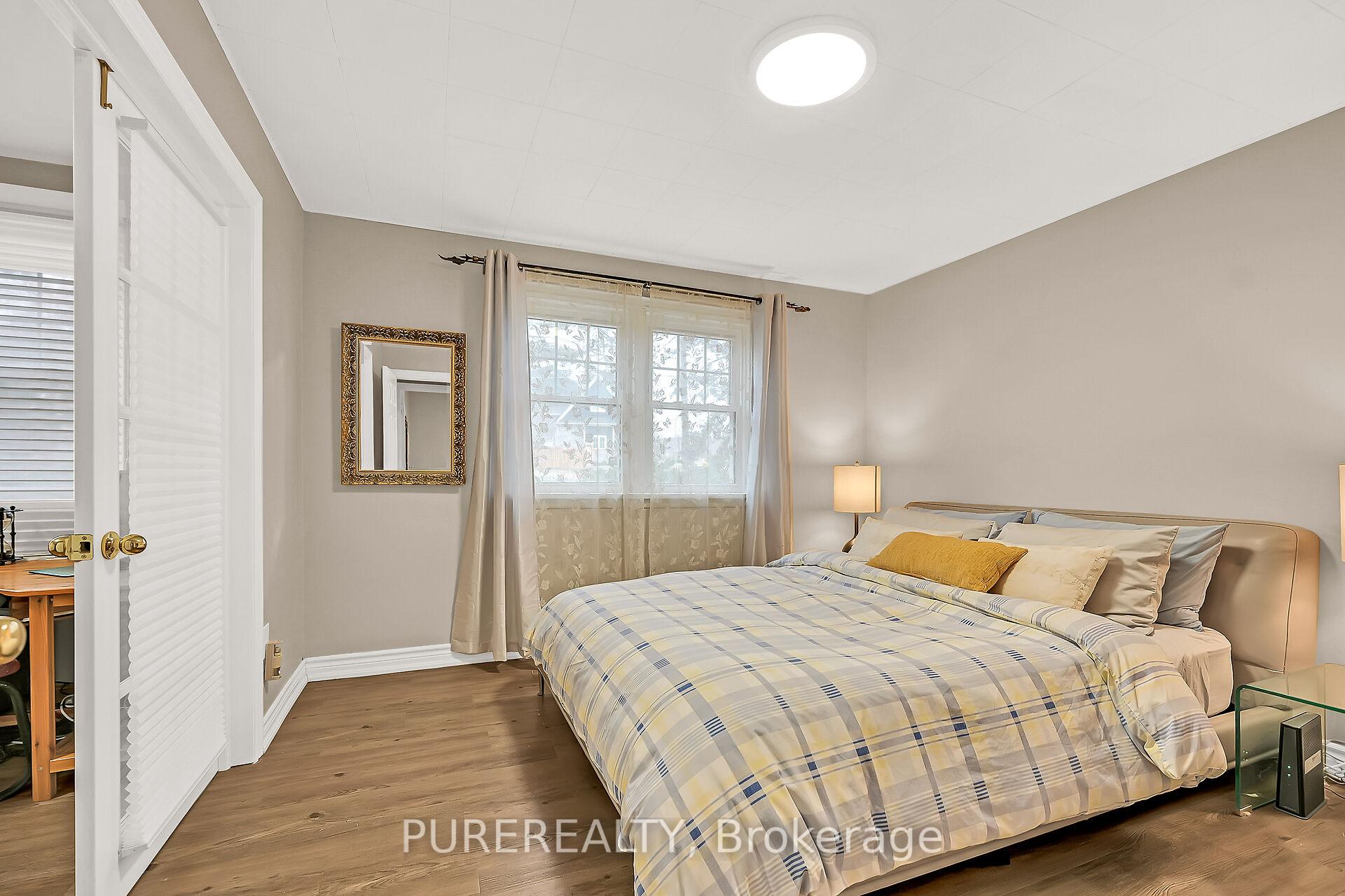 Photo 13 of 315 Woodworth Drive, Hamilton, Ancaster — HOMEH