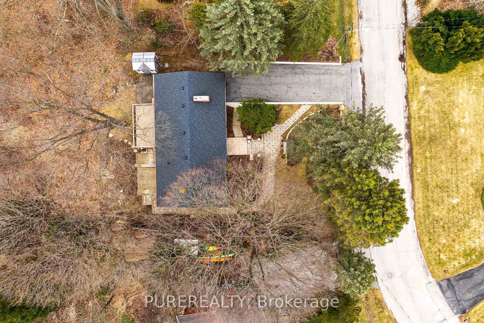 Photo 22 of 315 Woodworth Drive, Hamilton, Ancaster — HOMEH