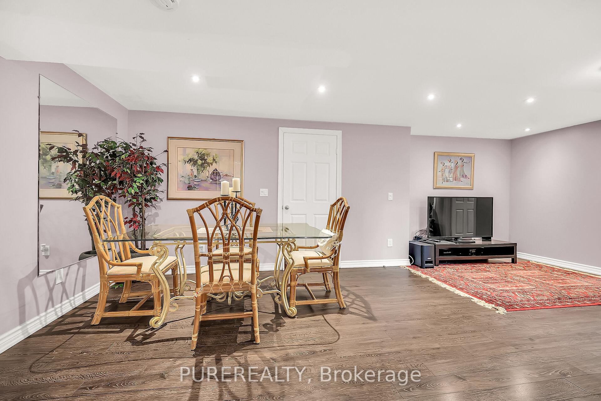 Photo 23 of 315 Woodworth Drive, Hamilton, Ancaster — HOMEH