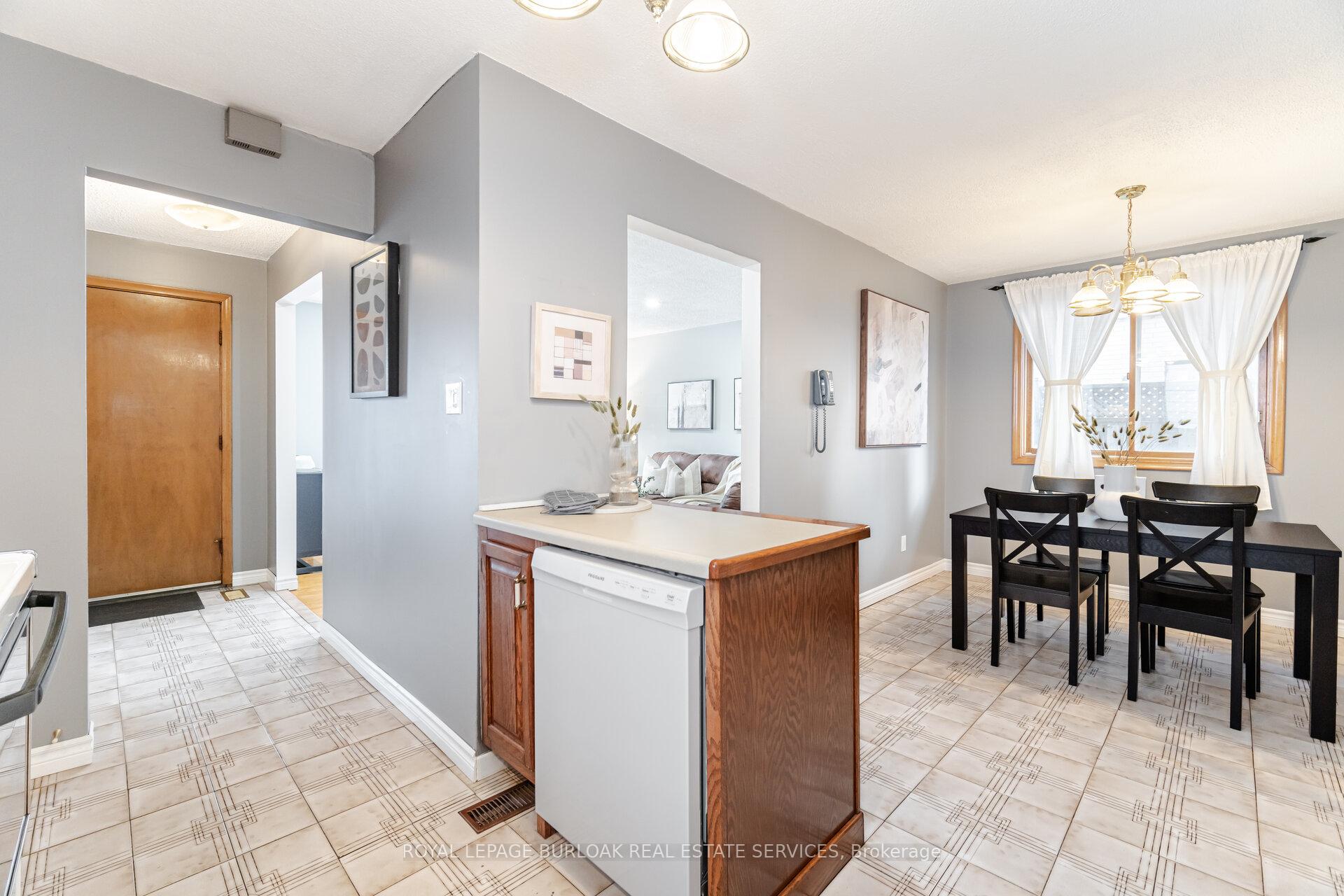 Photo 17 of 50 Fairway Drive, Hamilton, Vincent — HOMEH