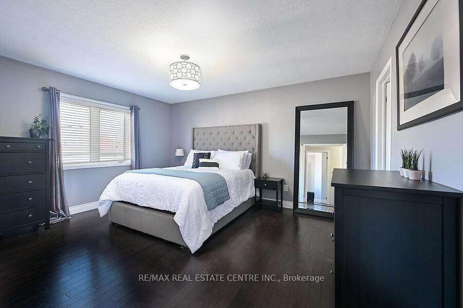 Photo 32 of 120 Whitwell Way, Hamilton, Binbrook — HOMEH