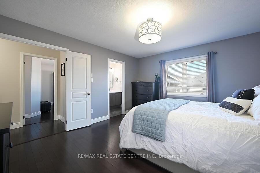 Photo 35 of 120 Whitwell Way, Hamilton, Binbrook — HOMEH