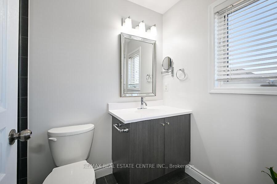 Photo 36 of 120 Whitwell Way, Hamilton, Binbrook — HOMEH