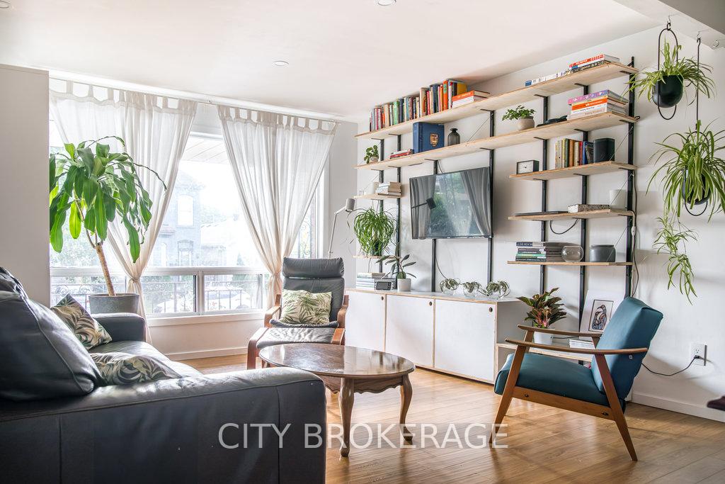 Photo 8 of 127 West Avenue N, Hamilton, Beasley — HOMEH