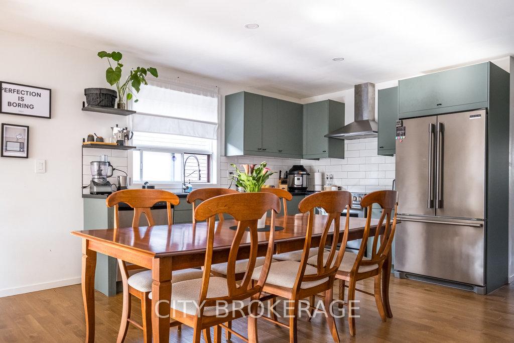 Photo 11 of 127 West Avenue N, Hamilton, Beasley — HOMEH