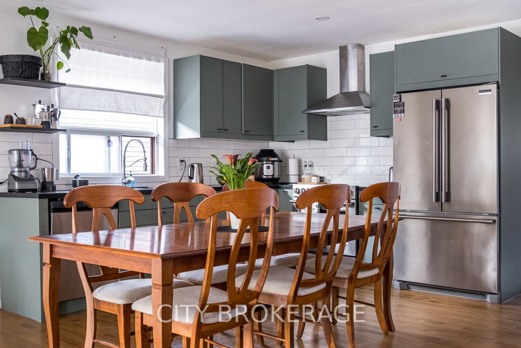 Photo 13 of 127 West Avenue N, Hamilton, Beasley — HOMEH