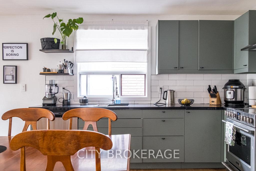 Photo 16 of 127 West Avenue N, Hamilton, Beasley — HOMEH