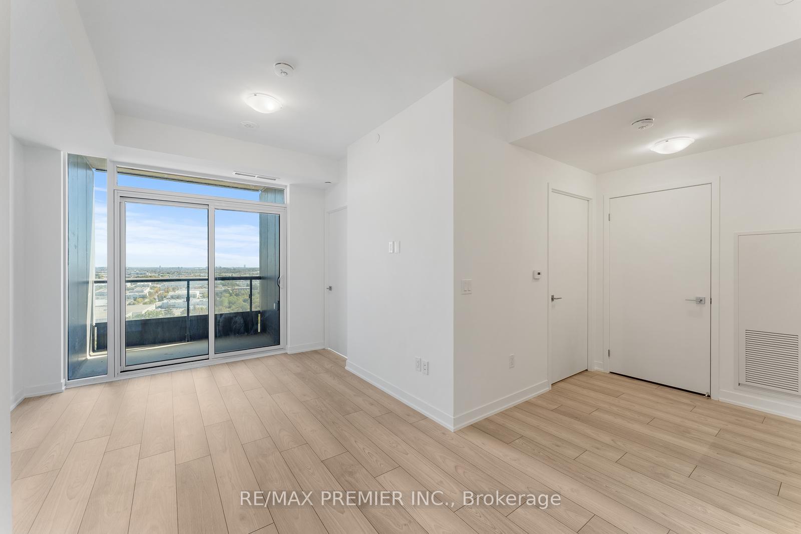 Photo 4 of Unit 2209, 474 Caldari Road, Vaughan, Concord — HOMEH