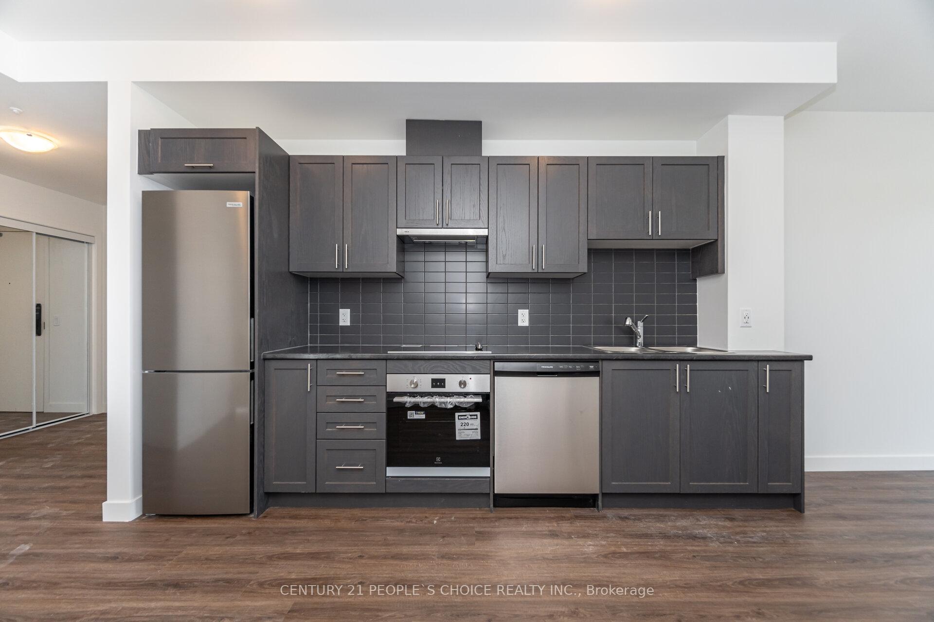 Photo 8 of 461 Green Road, Hamilton, Lakeshore — HOMEH