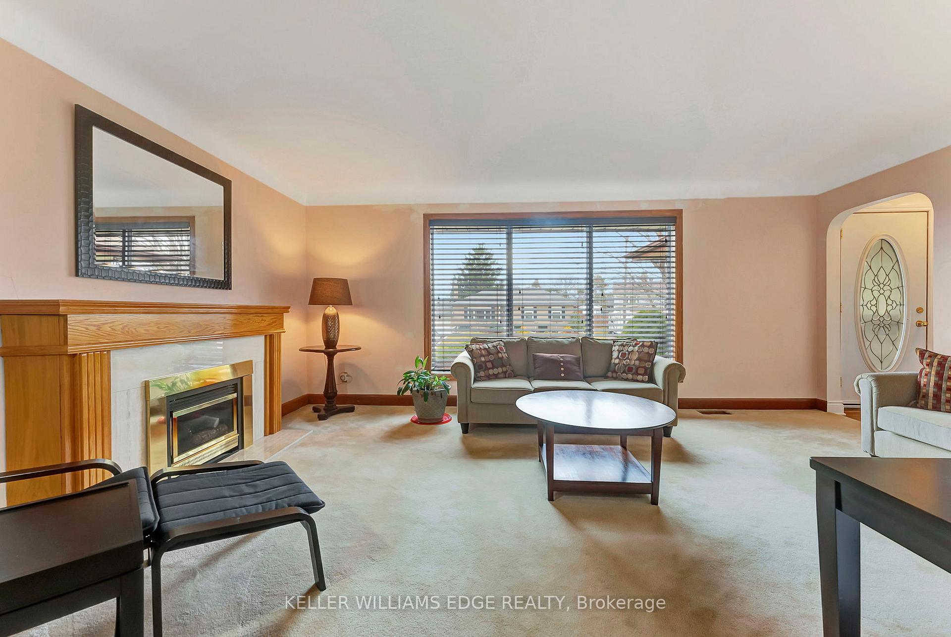 Photo 9 of 10 James Avenue, Hamilton, Stoney Creek — HOMEH