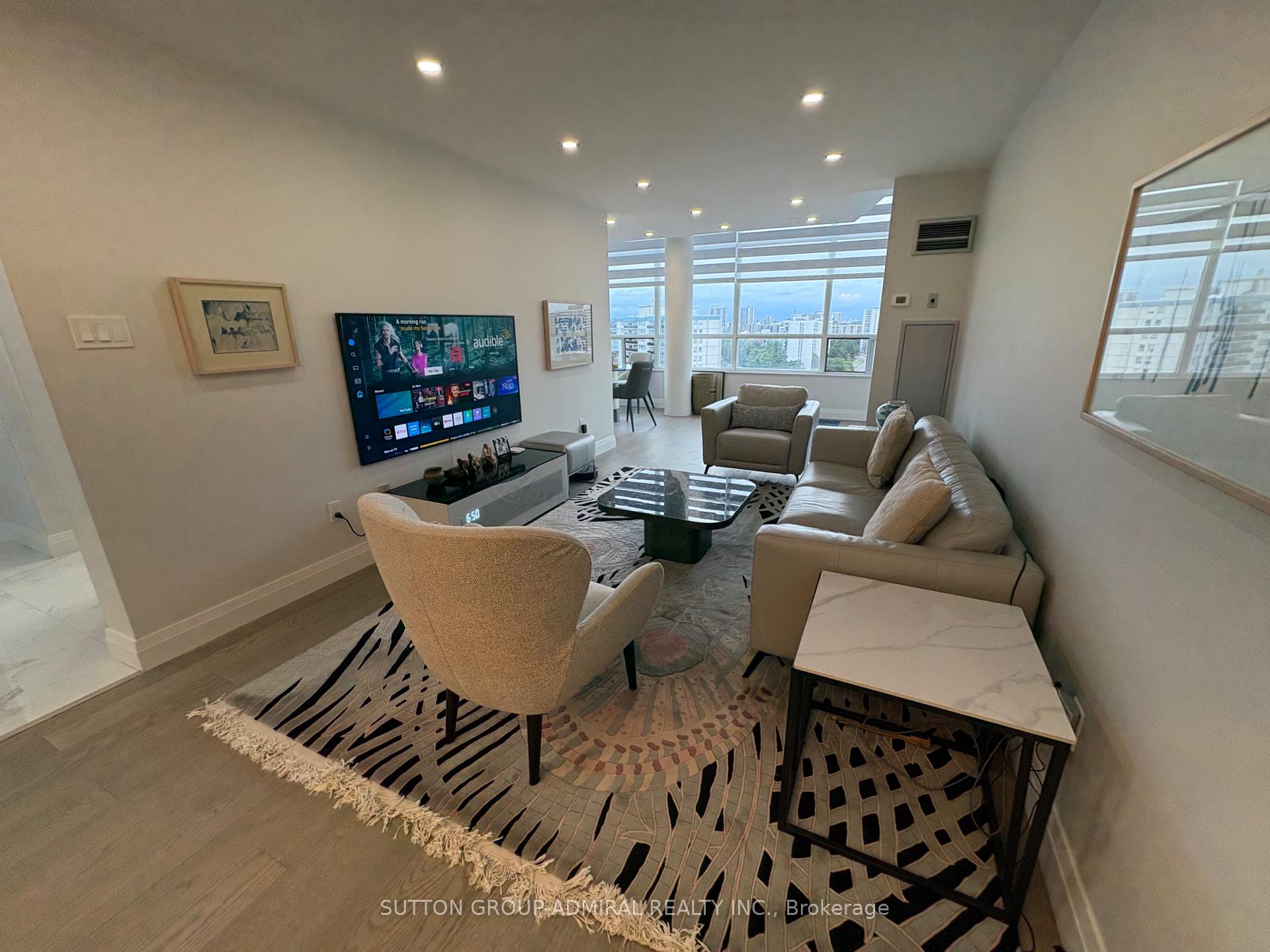 Photo 6 of Unit Ph04, 11 Townsgate Drive, Vaughan, Crestwood-Springfarm-Yorkhill — HOMEH
