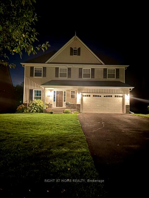 Photo 2 of 997 Denton Drive, Cobourg — HOMEH