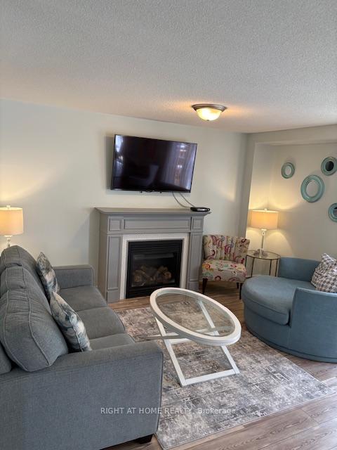 Photo 10 of 997 Denton Drive, Cobourg — HOMEH
