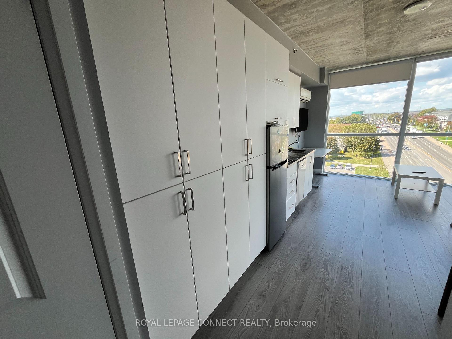 Photo 3 of Unit 731, 1900 Simcoe Street N, Oshawa, Samac — HOMEH