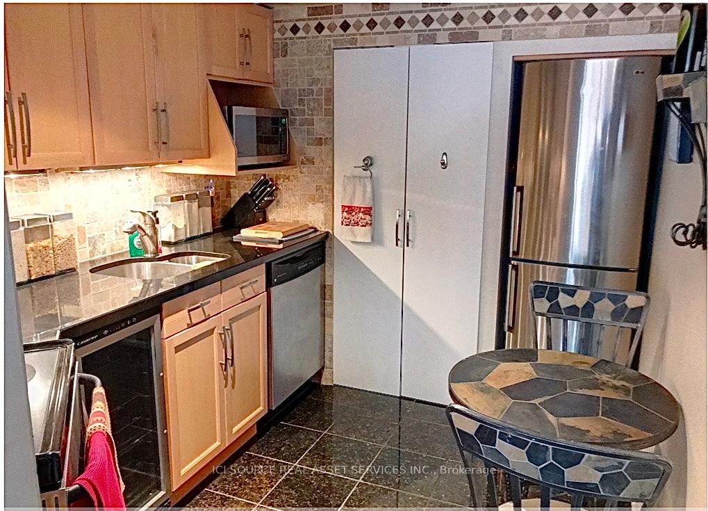 Photo 7 of Unit 3, 12 Clarence Street, Ottawa, Lower Town/Byward Market — HOMEH