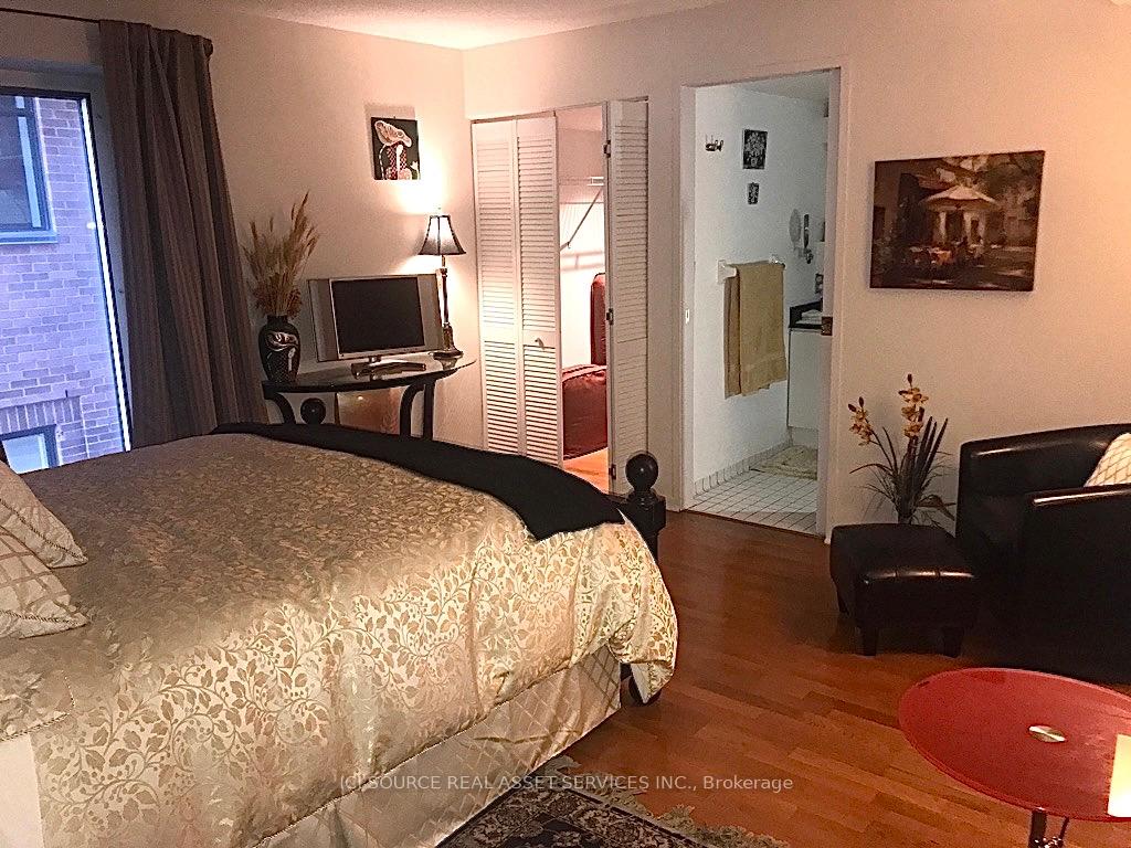 Photo 10 of Unit 3, 12 Clarence Street, Ottawa, Lower Town/Byward Market — HOMEH