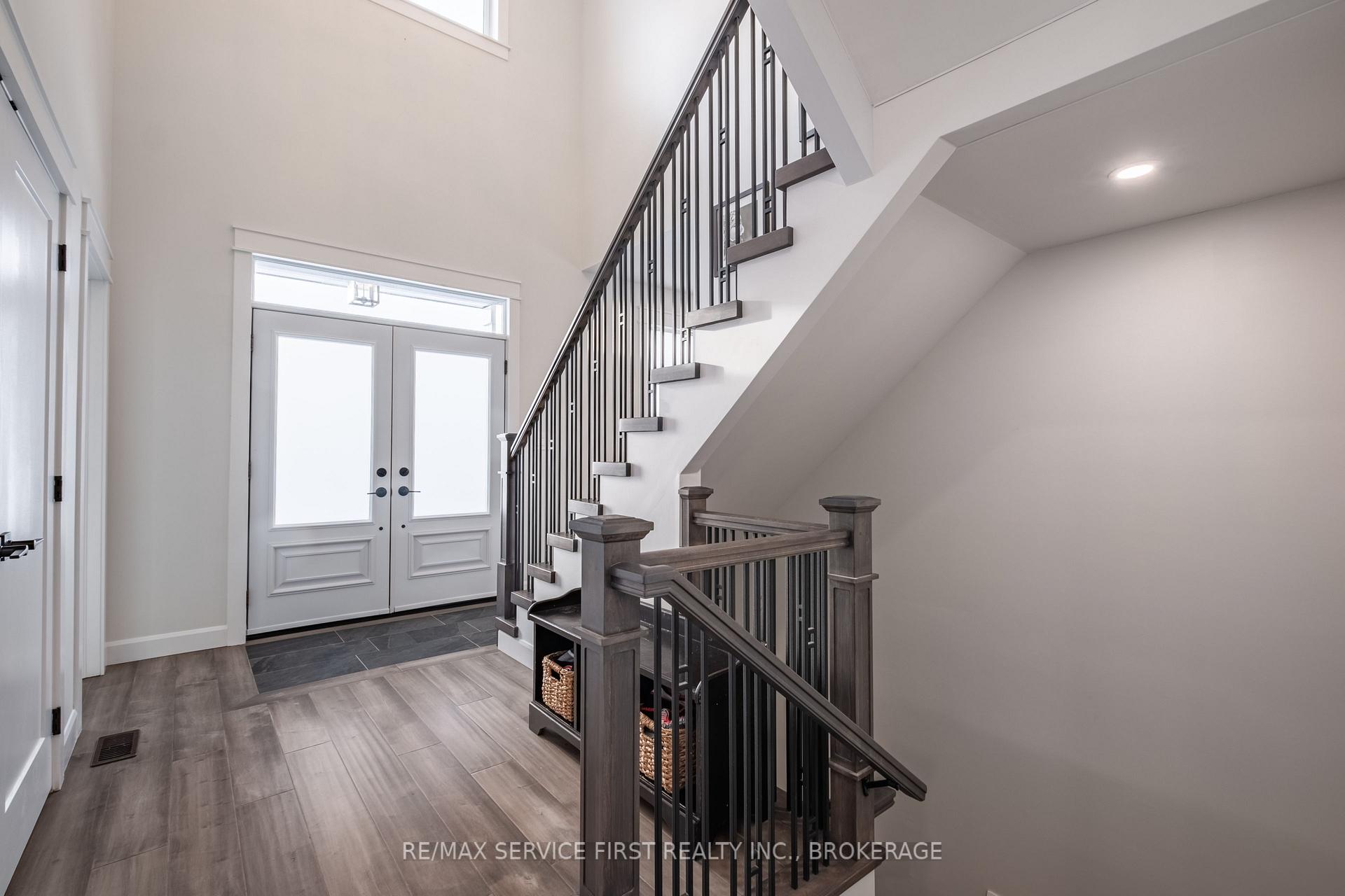 Photo 8 of 1012 Applewood Lane, Frontenac, Frontenac South — HOMEH