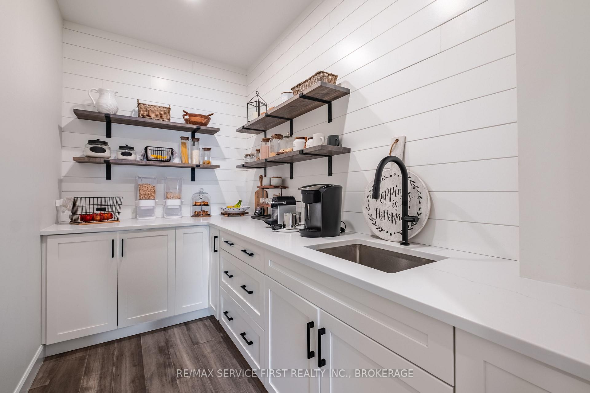 Photo 18 of 1012 Applewood Lane, Frontenac, Frontenac South — HOMEH