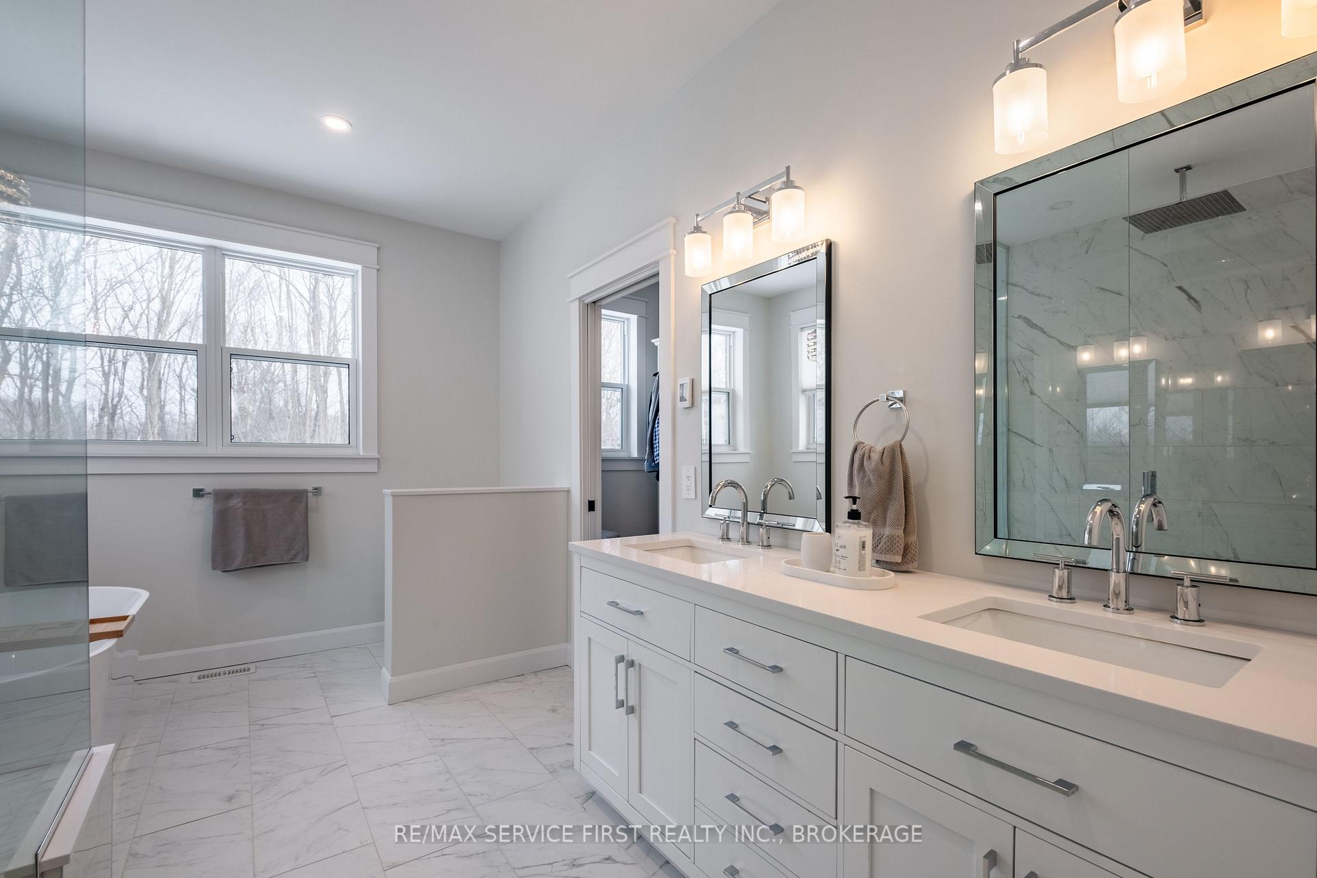 Photo 29 of 1012 Applewood Lane, Frontenac, Frontenac South — HOMEH