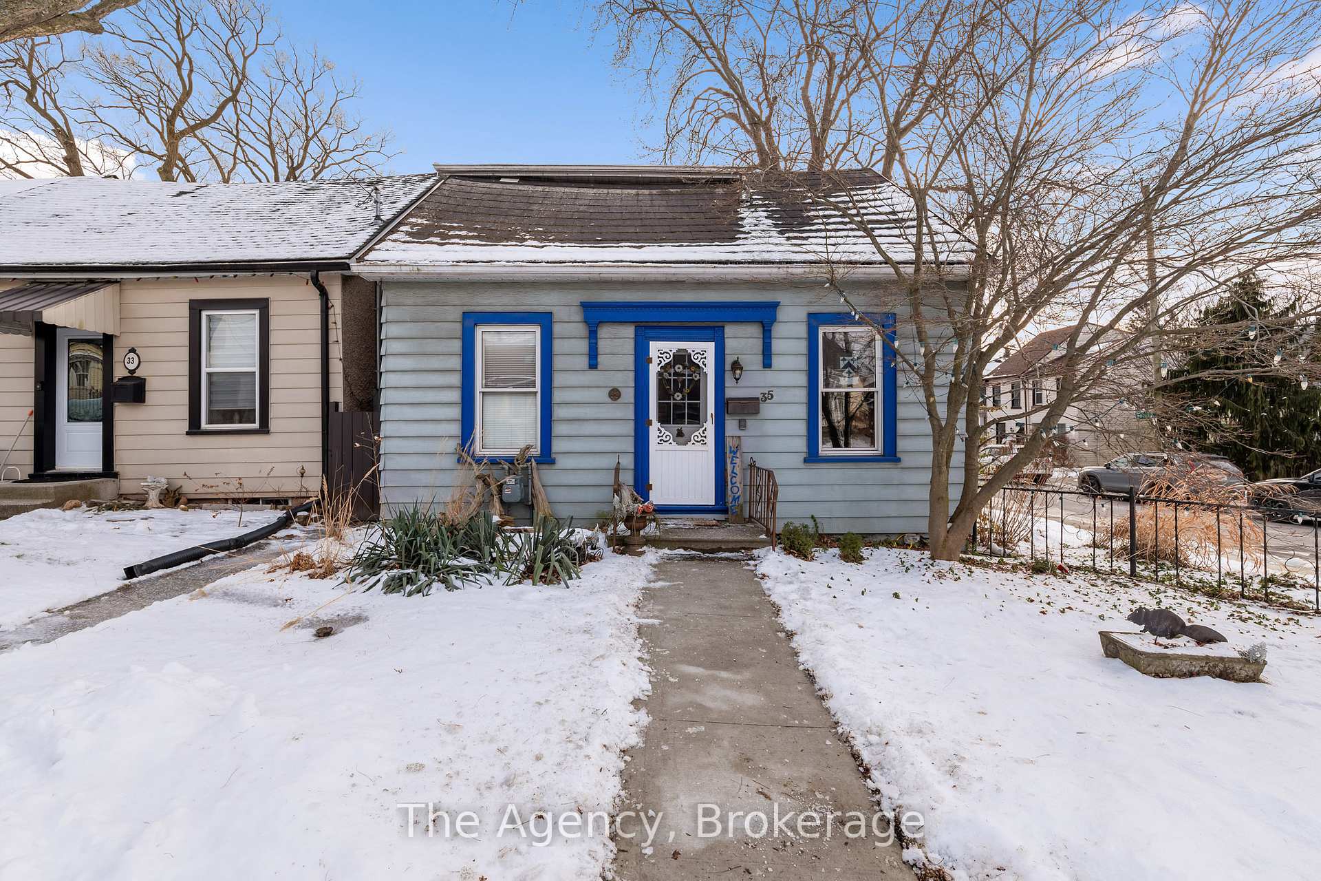 Photo 30 of 35 Jones Street, Hamilton, Strathcona — HOMEH