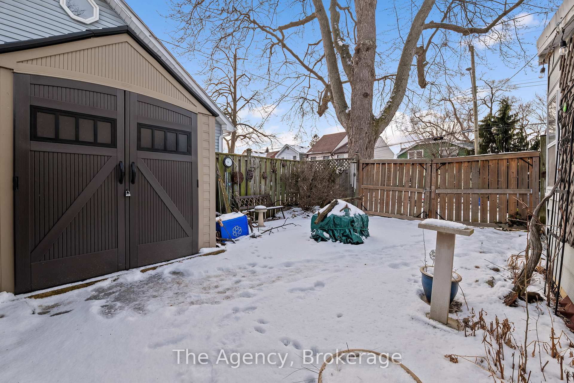 Photo 31 of 35 Jones Street, Hamilton, Strathcona — HOMEH