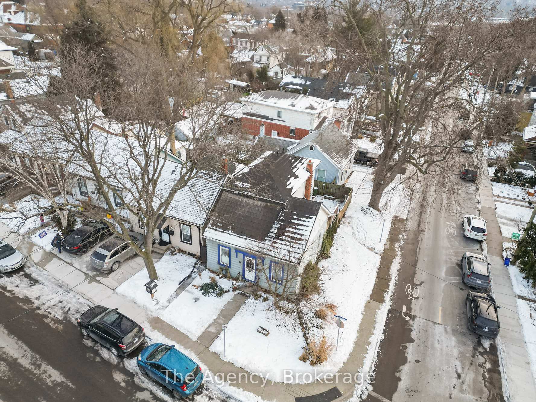 Photo 33 of 35 Jones Street, Hamilton, Strathcona — HOMEH