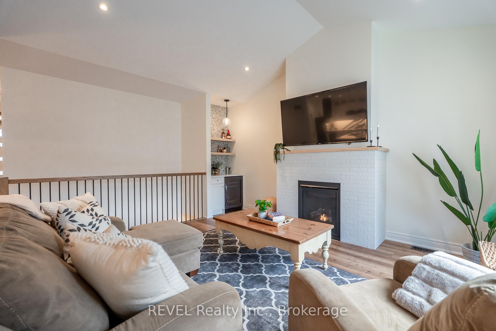 Photo 7 of Unit 59, 144 Port Robinson Road, Pelham, Fonthill — HOMEH