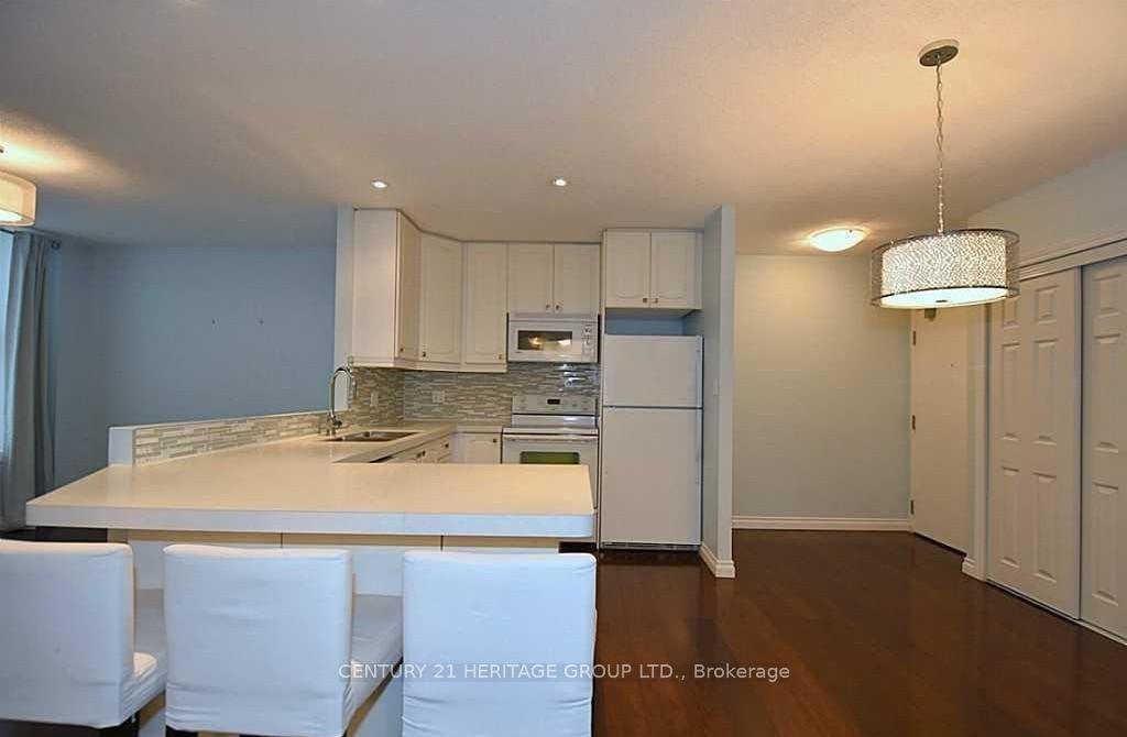 Photo 5 of Unit 608, 36 James Street S, Hamilton, Central — HOMEH