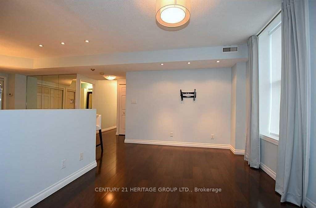 Photo 8 of Unit 608, 36 James Street S, Hamilton, Central — HOMEH