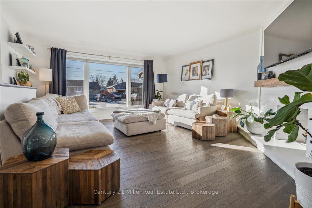 Photo 25 of 30 Grande Avenue, Hamilton, Stoney Creek — HOMEH