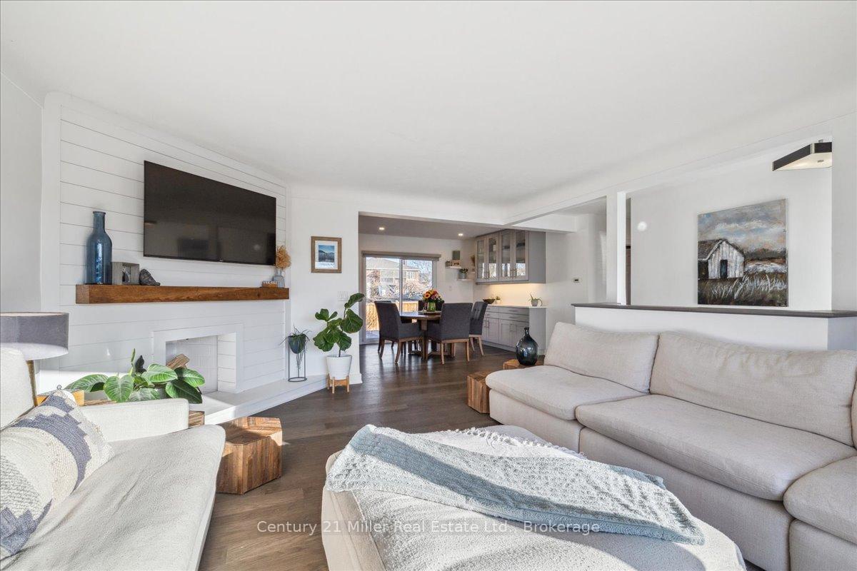 Photo 28 of 30 Grande Avenue, Hamilton, Stoney Creek — HOMEH