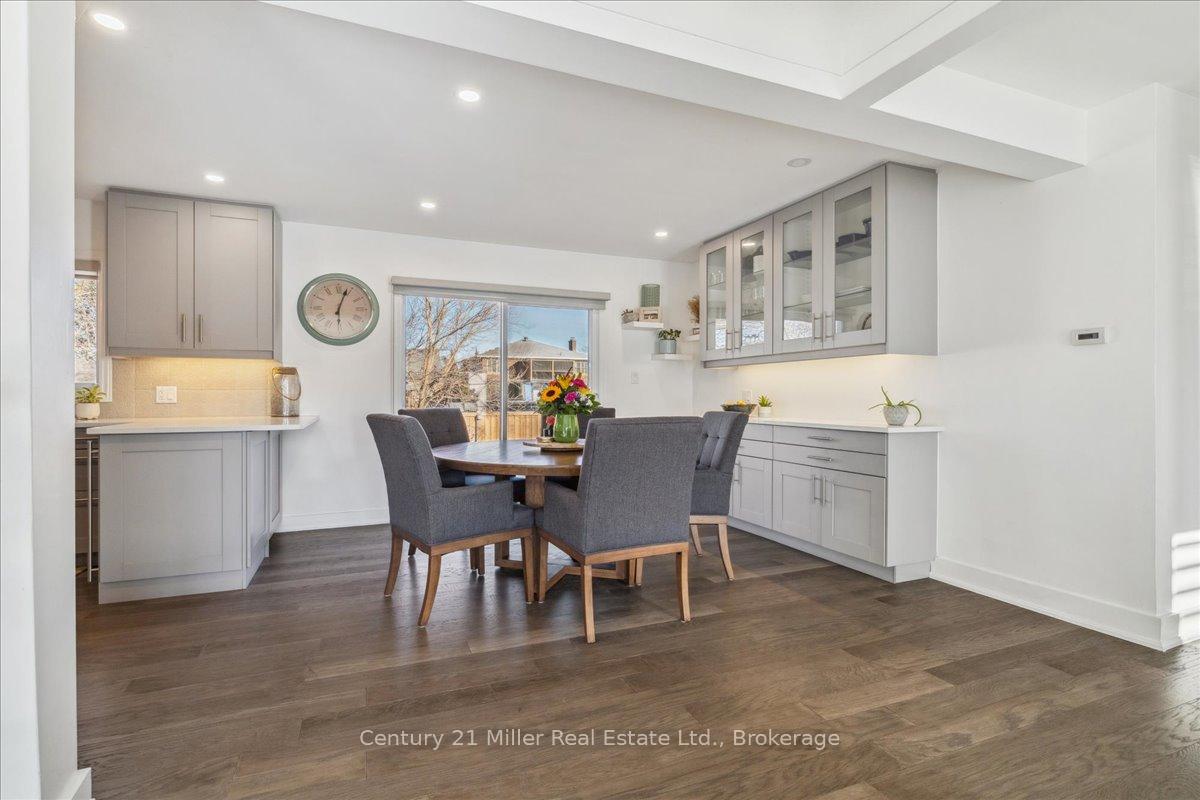 Photo 29 of 30 Grande Avenue, Hamilton, Stoney Creek — HOMEH