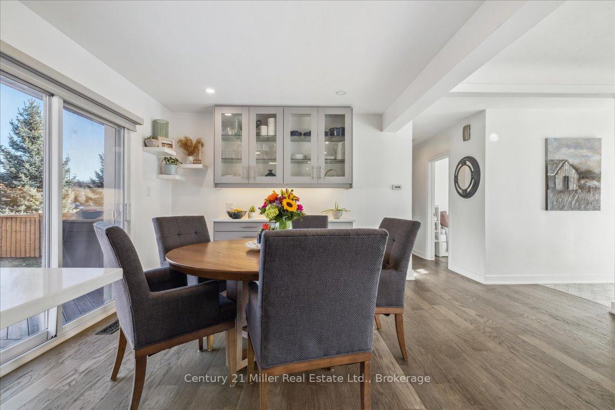 Photo 31 of 30 Grande Avenue, Hamilton, Stoney Creek — HOMEH