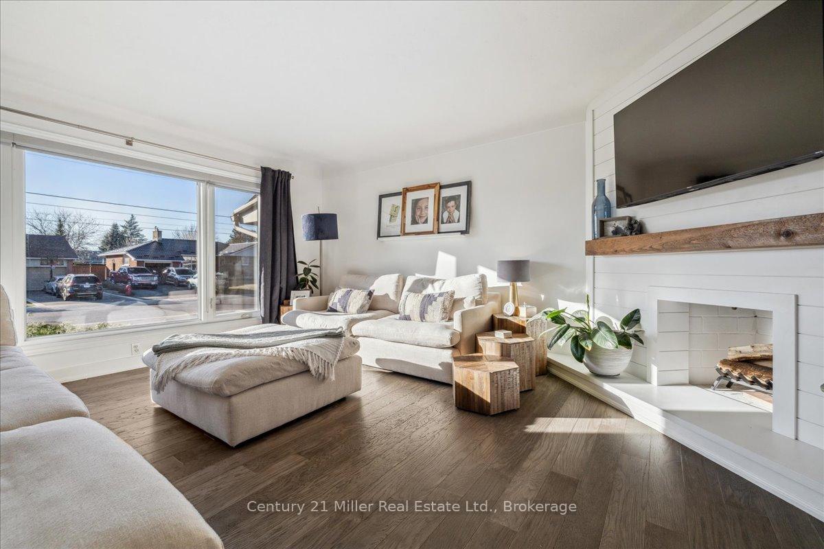 Photo 8 of 30 Grande Avenue, Hamilton, Stoney Creek — HOMEH