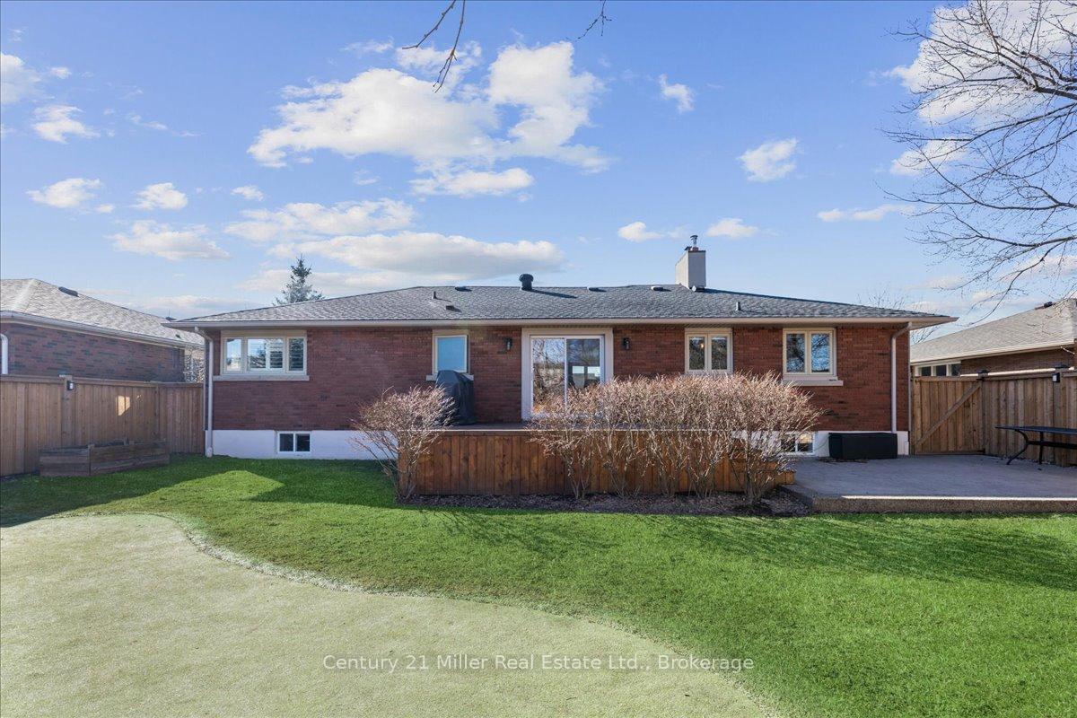 Photo 54 of 30 Grande Avenue, Hamilton, Stoney Creek — HOMEH
