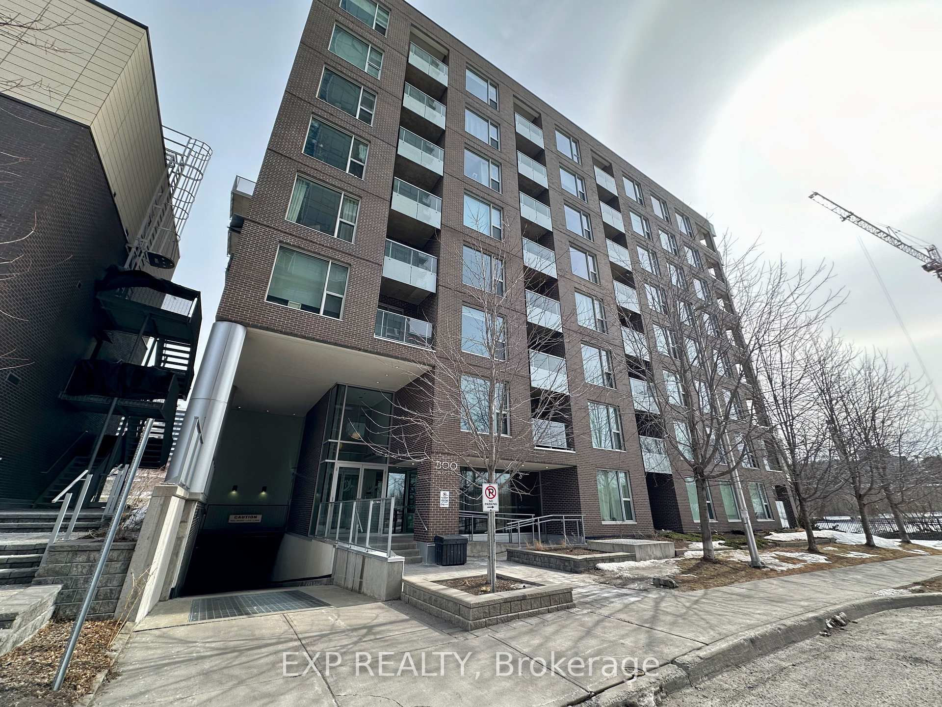 Front of Unit 517, 300 Lett Street