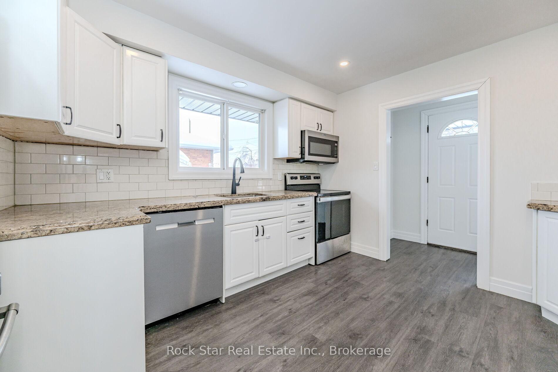 Photo 26 of 99 Dana Drive, Hamilton, Balfour — HOMEH