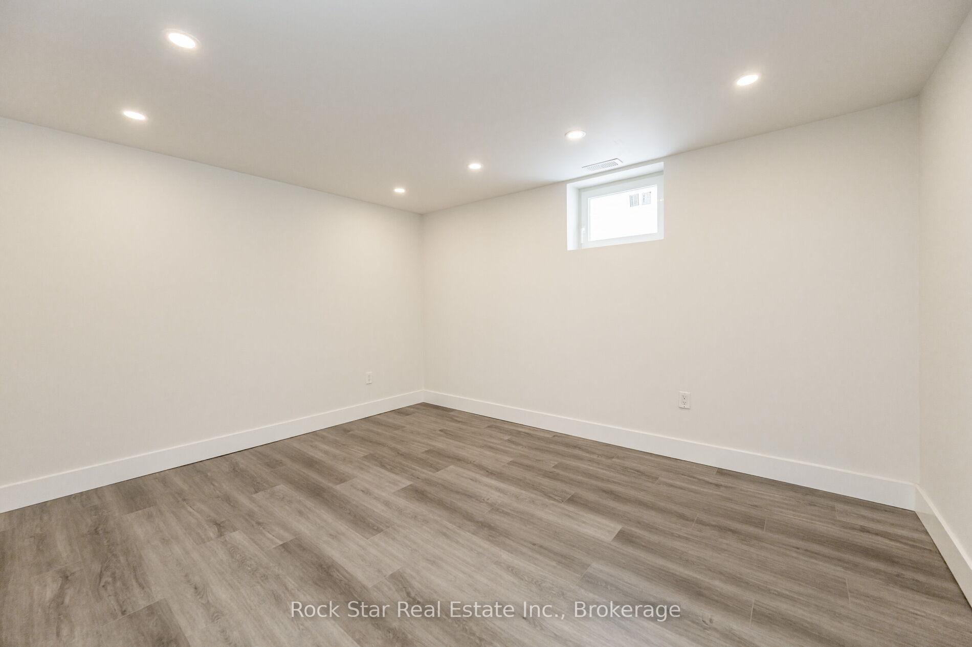 Photo 36 of 99 Dana Drive, Hamilton, Balfour — HOMEH