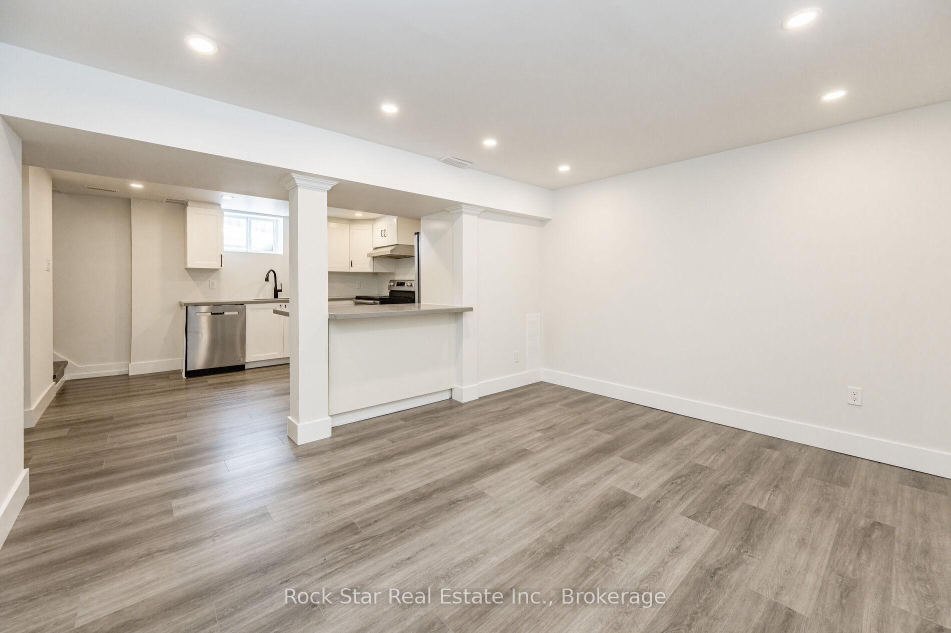 Photo 37 of 99 Dana Drive, Hamilton, Balfour — HOMEH