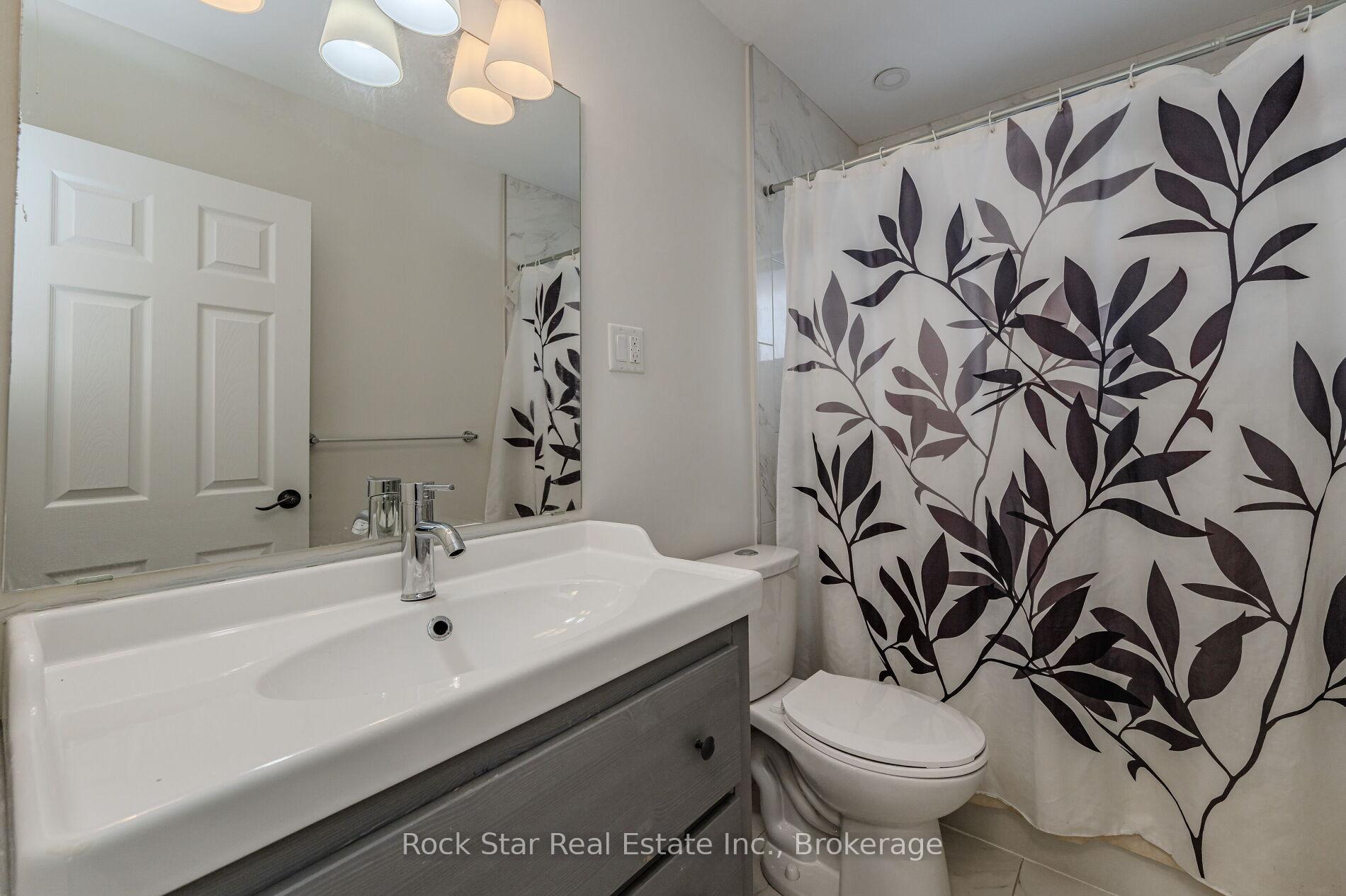 Photo 14 of 99 Dana Drive, Hamilton, Balfour — HOMEH